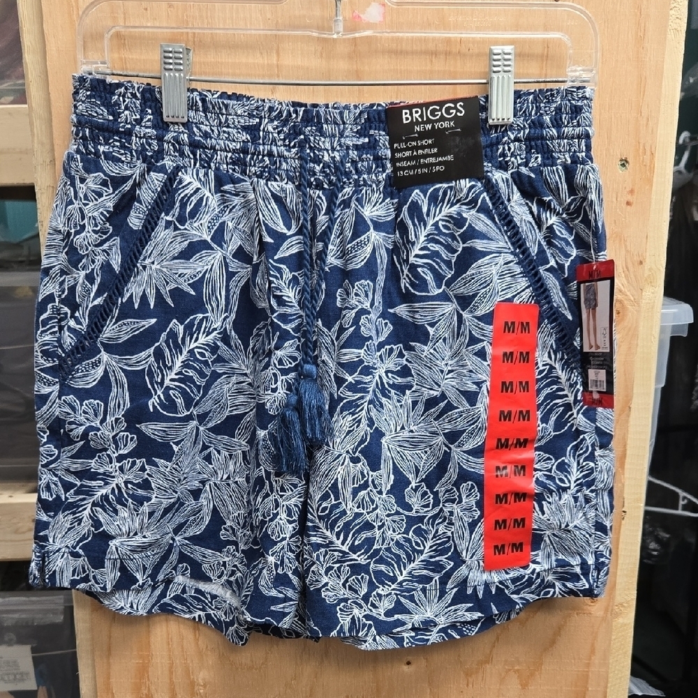 Briggs New York Size M Blue and White Floral Tropical Linen Blend Pull On Short